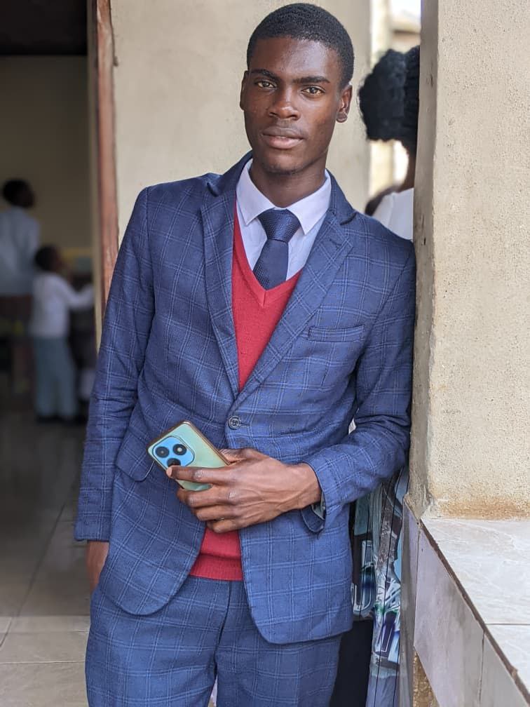 Israël Pierre  TEME ESSILI